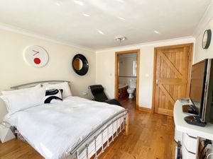 Photo 6- click for photo gallery